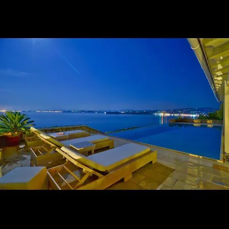 5 Bedroom Luxurious Вилла Spartylas