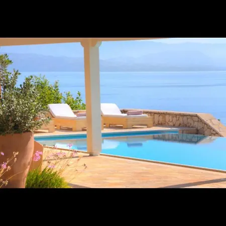 5 Bedroom Luxurious Willa *